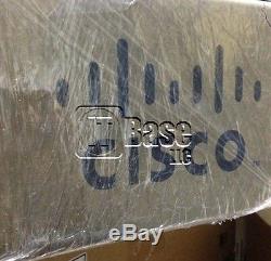 NEW Sealed CISCO WS-C2960X-24TS-LL 24 x 10/100/1000 Ethernet Interfaces Switch